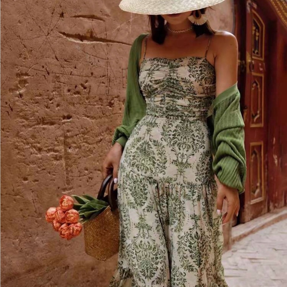 ✨  Romantic Italian Summer 🌿 Green Floral Smocked Maxi Dress✨| Size 1X -14